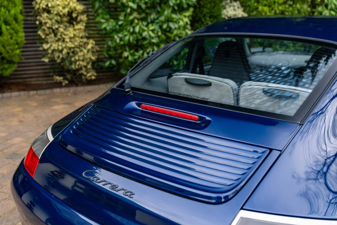 2001 Porsche 996 Carrera - Image 16 of 31