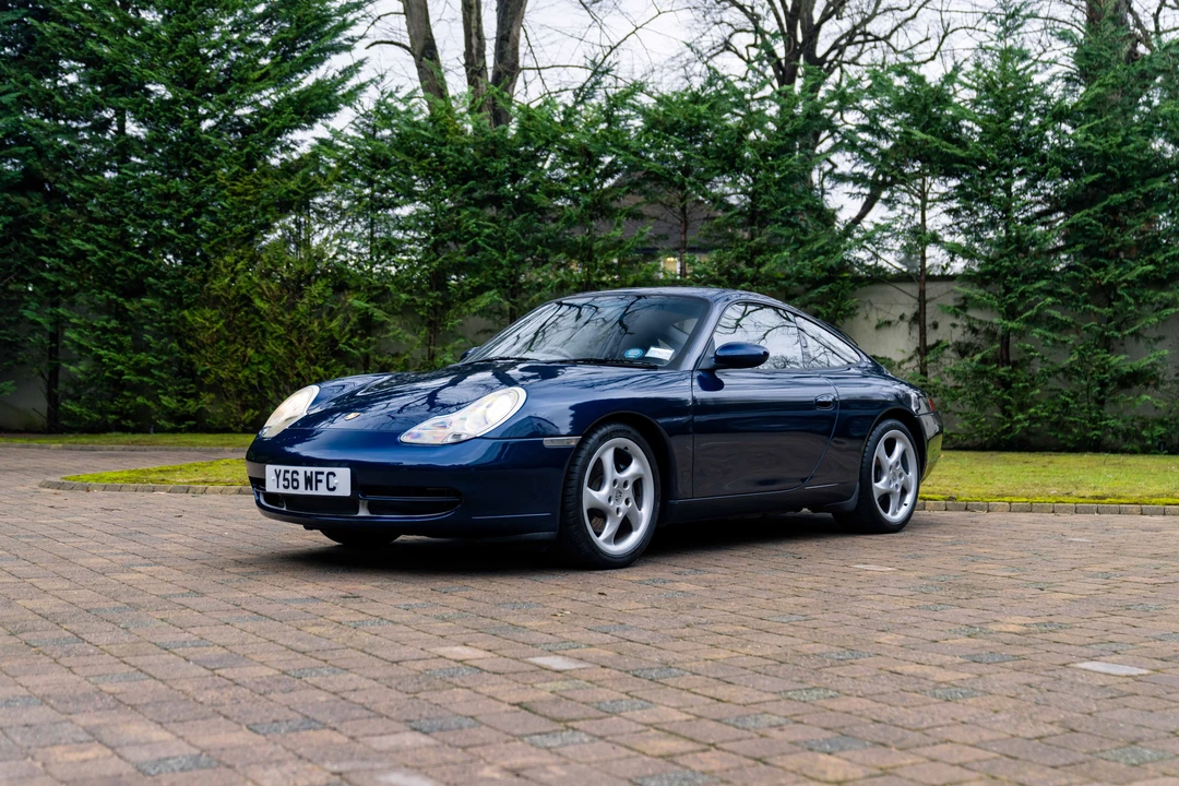 2001 Porsche 996 Carrera - Image 9 of 31