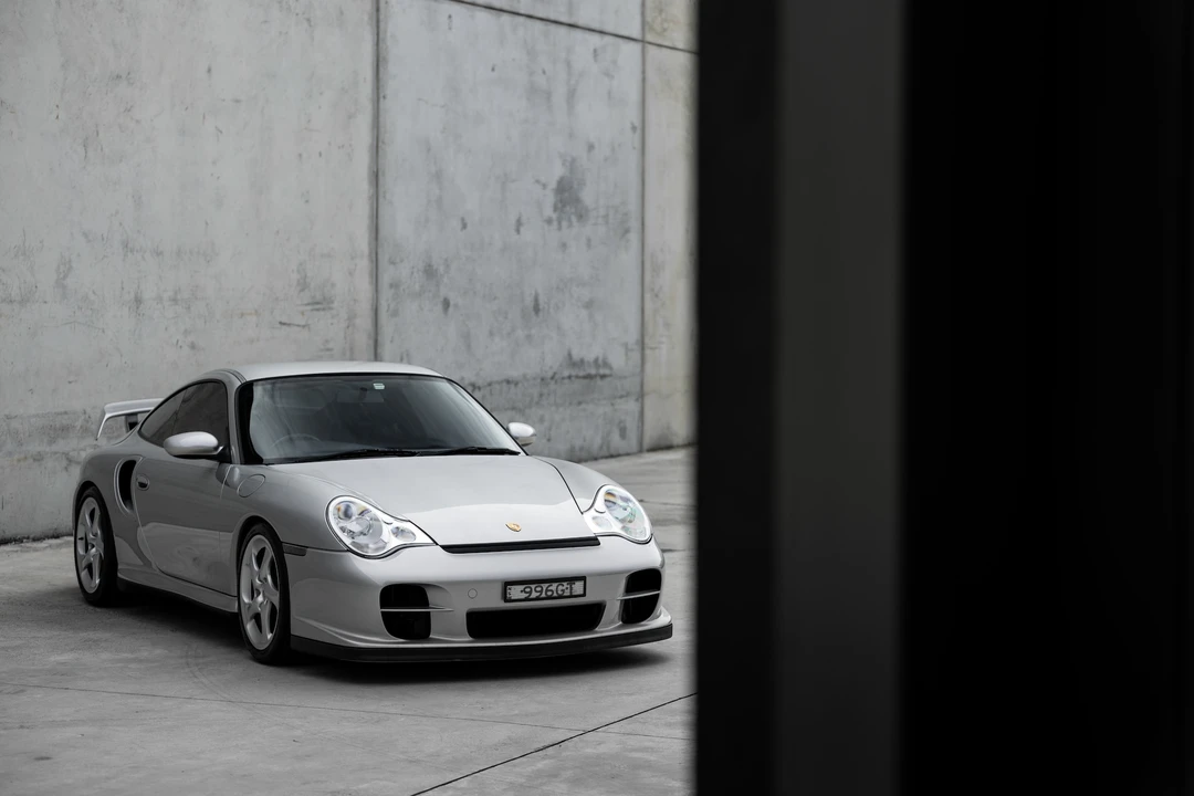 2001 Porsche 996 GT2 - Image 17 of 31