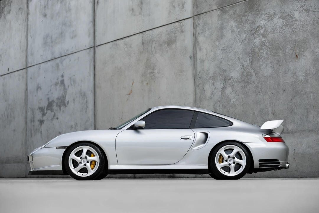 2001 Porsche 996 GT2 - Image 12 of 31