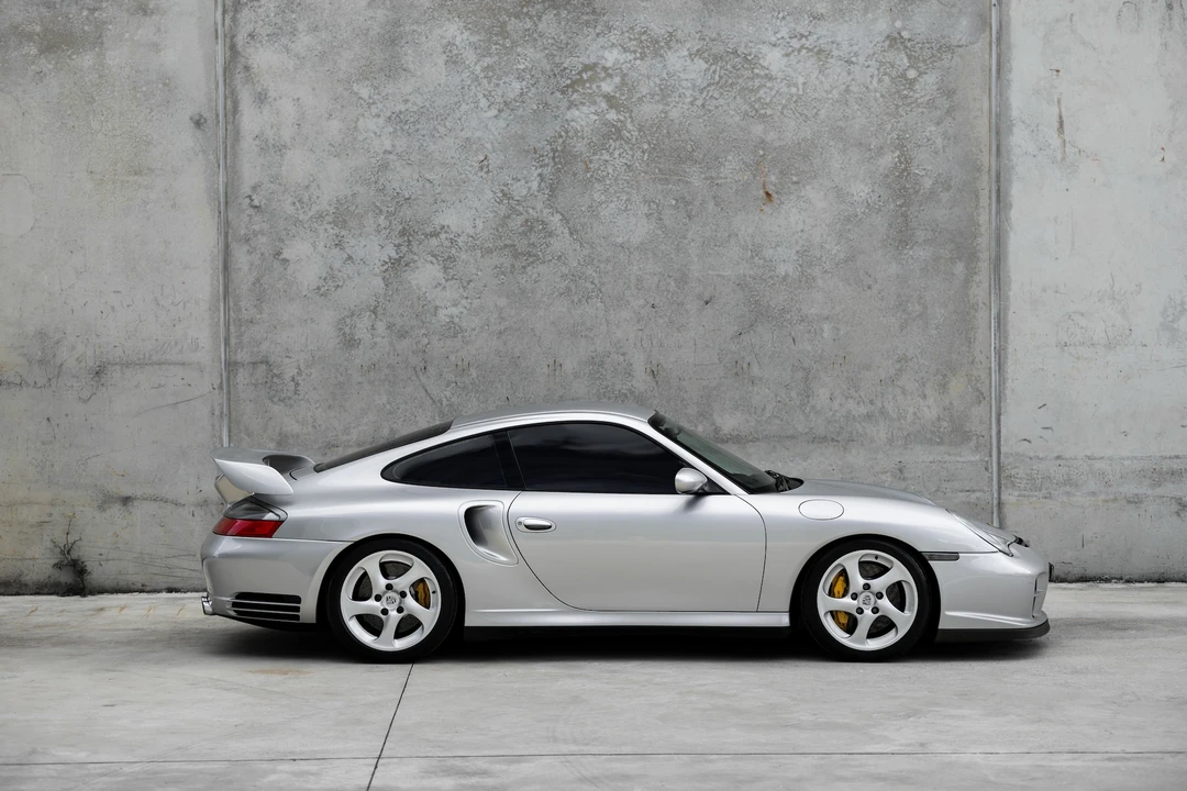 2001 Porsche 996 GT2 - Image 8 of 31