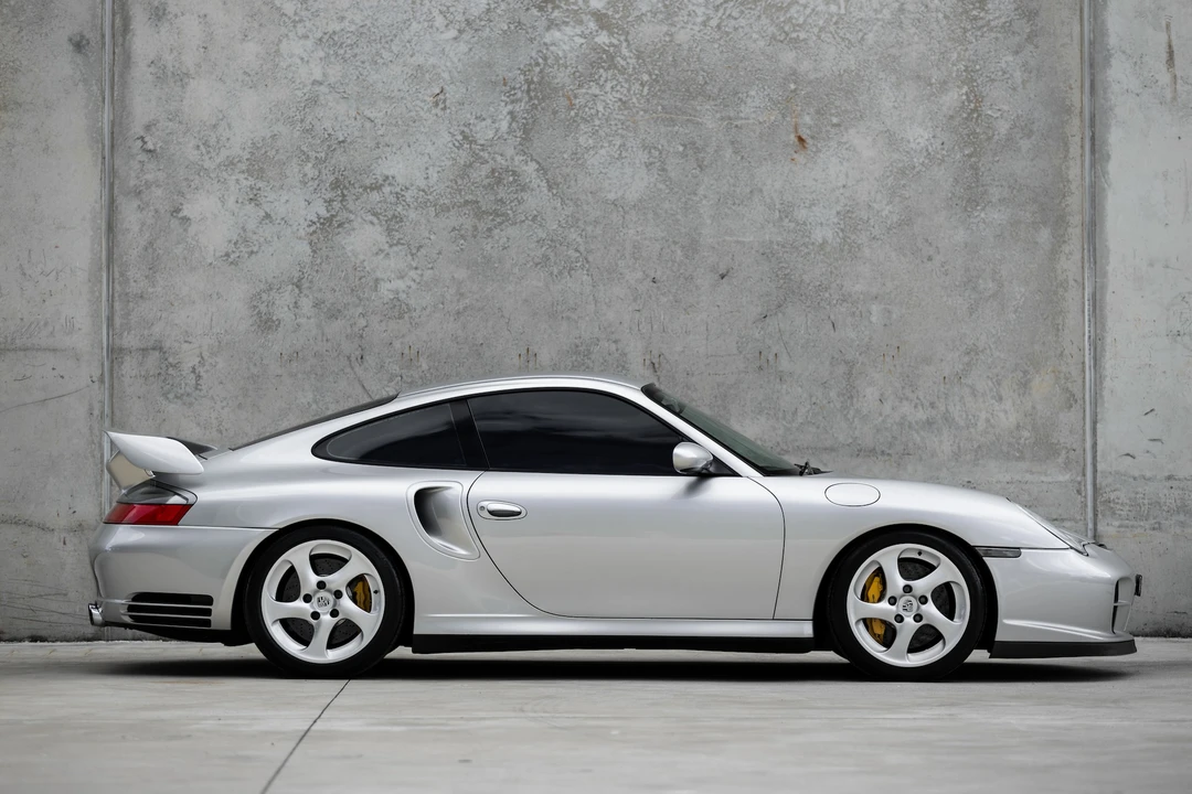 2001 Porsche 996 GT2 - Image 16 of 31