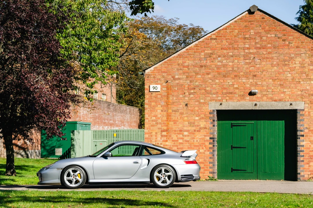 2001 Porsche 996 GT2 - Image 20 of 31