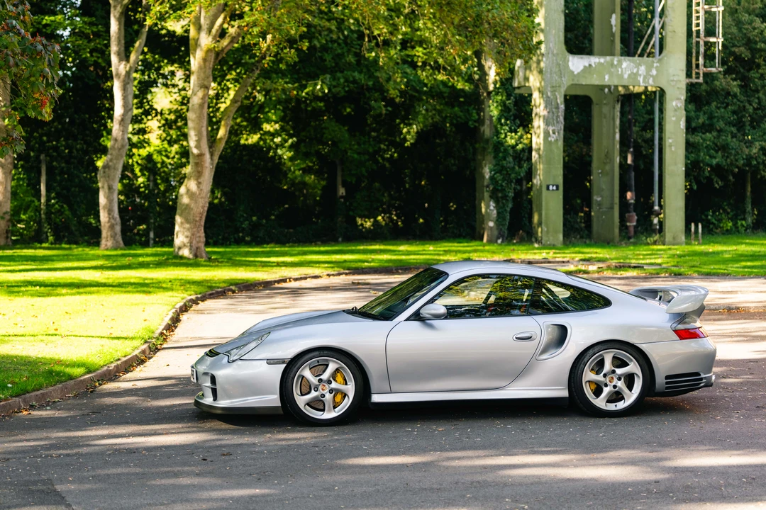 2001 Porsche 996 GT2 - Image 16 of 31