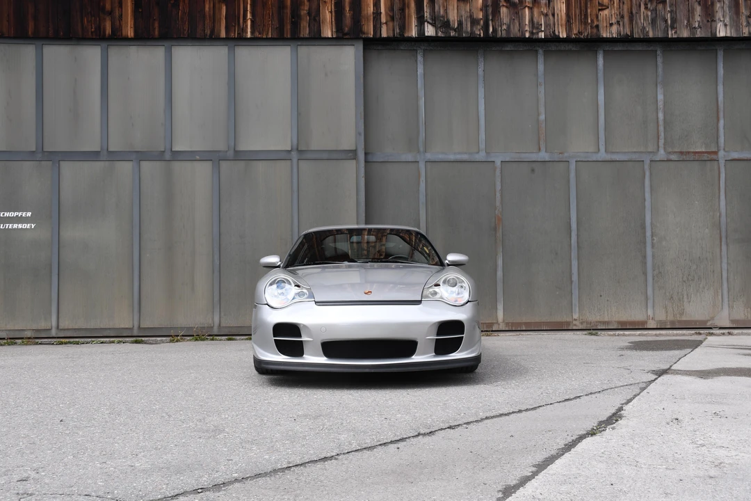 2001 Porsche 996 GT2 - Image 2 of 31