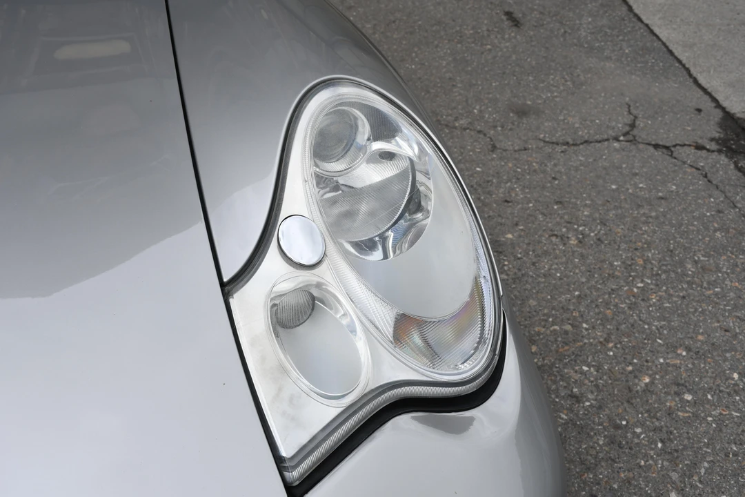 2001 Porsche 996 GT2 - Image 25 of 31