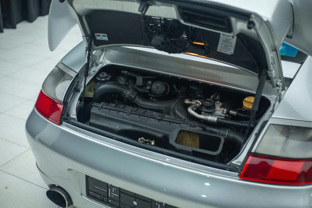 2001 Porsche 996 GT2 - Image 6 of 9