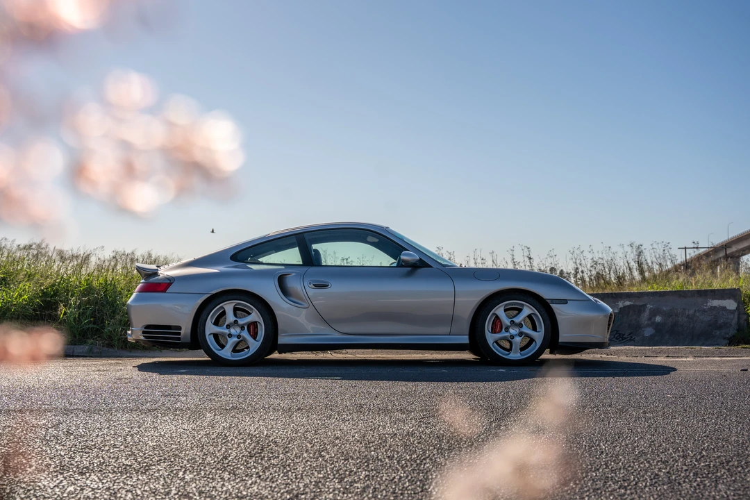 2001 Porsche 996 Turbo - Image 16 of 31
