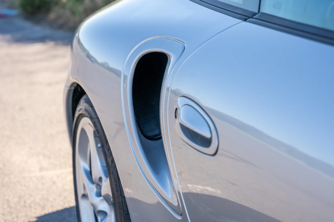 2001 Porsche 996 Turbo - Image 23 of 31