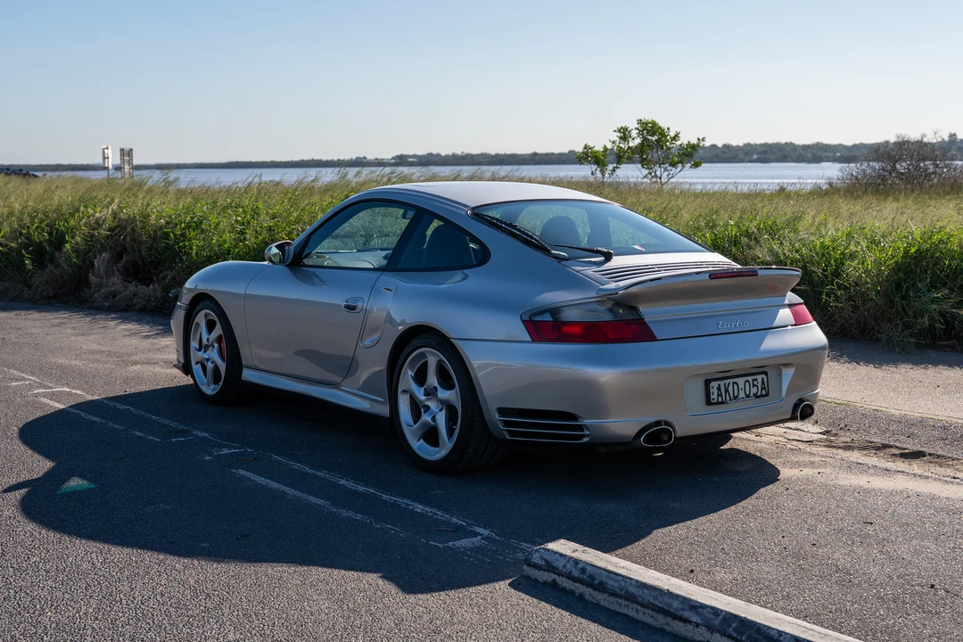 2001 Porsche 996 Turbo - Image 5 of 31