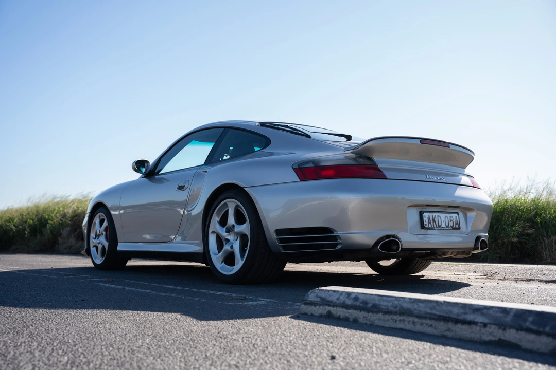 2001 Porsche 996 Turbo - Image 13 of 31