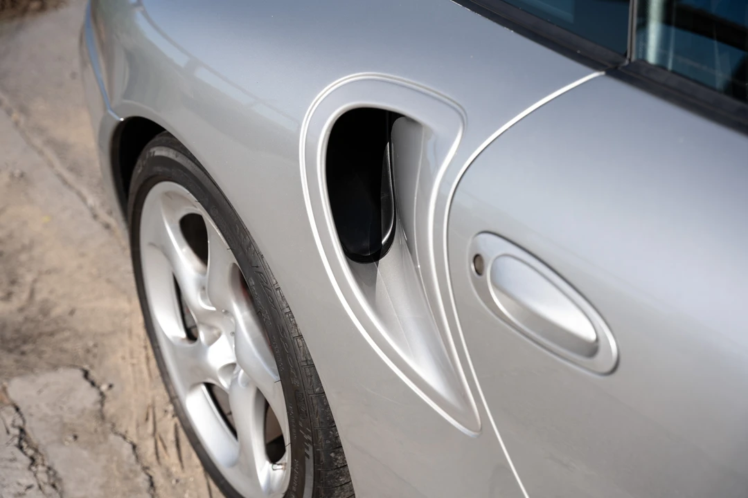 2001 Porsche 996 Turbo - Image 28 of 31