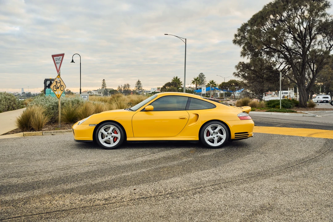 2001 Porsche 996 Turbo - Image 4 of 31