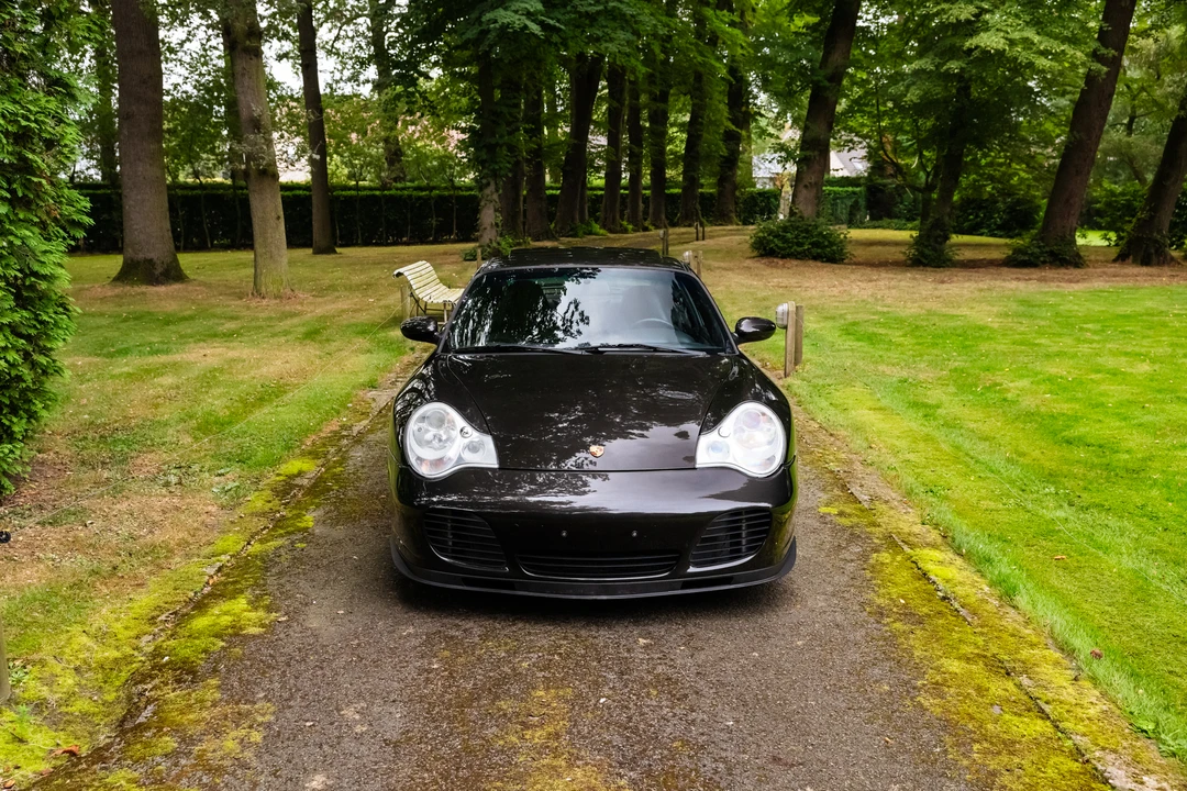 2001 Porsche 996 Turbo - Image 2 of 31