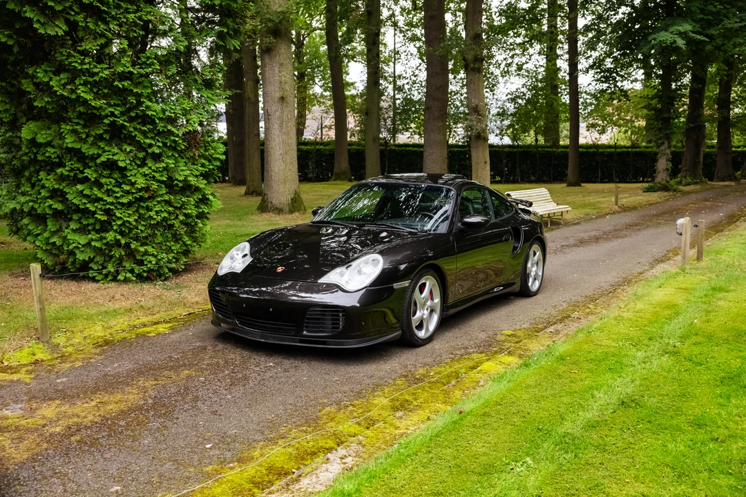 2001 Porsche 996 Turbo - Image 9 of 31