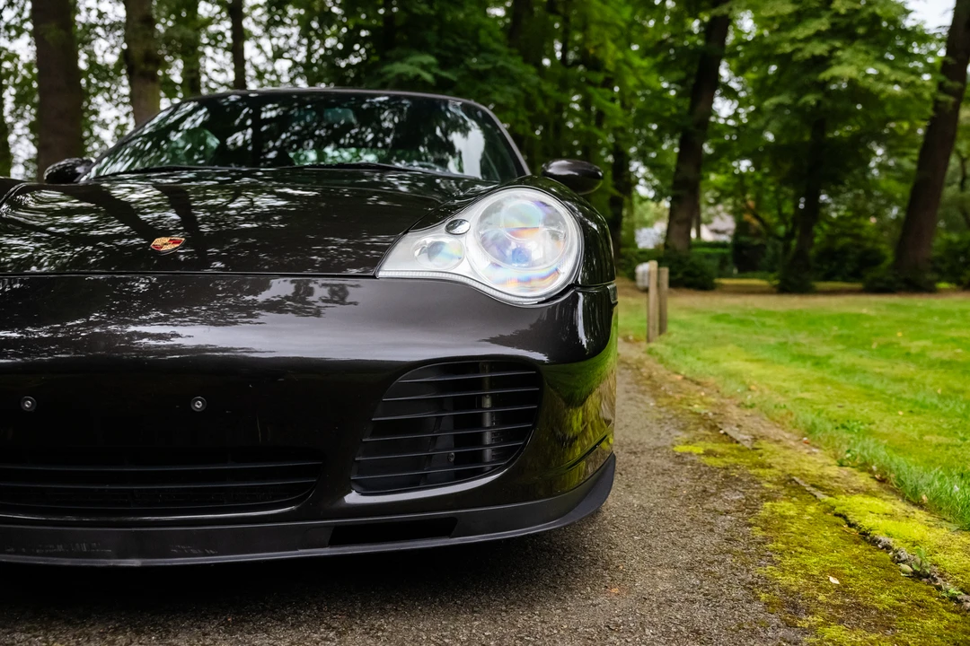 2001 Porsche 996 Turbo - Image 18 of 31