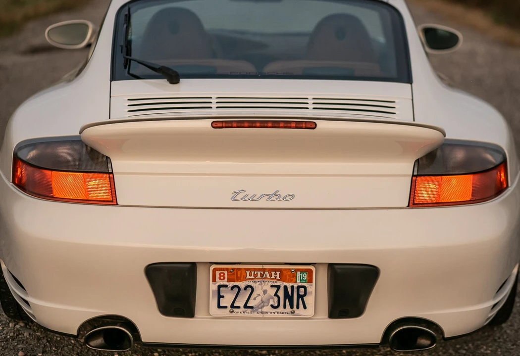 2001 Porsche 996 Turbo - Image 15 of 31