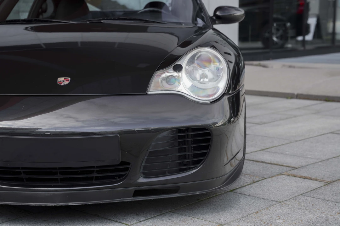 2001 Porsche 996 Turbo - Image 14 of 31