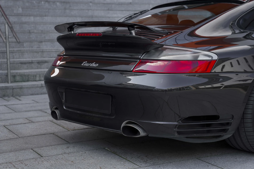 2001 Porsche 996 Turbo - Image 15 of 31