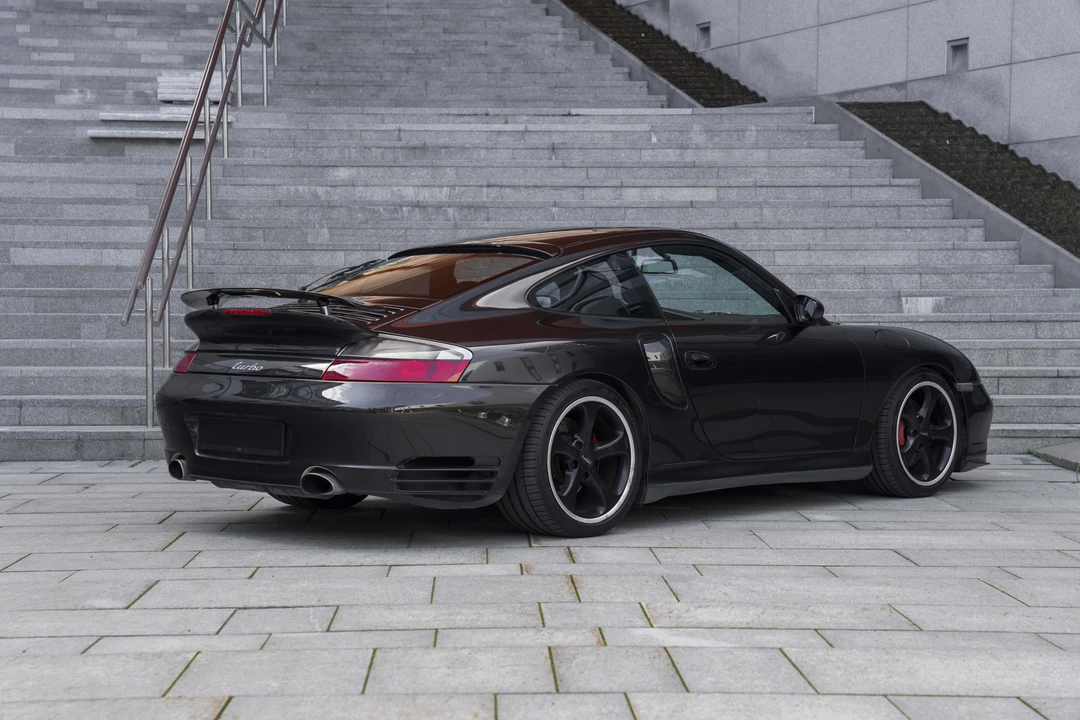 2001 Porsche 996 Turbo - Image 5 of 31