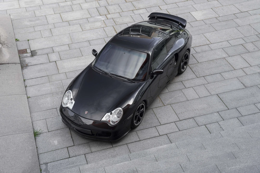2001 Porsche 996 Turbo - Image 8 of 31