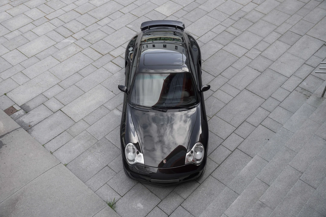 2001 Porsche 996 Turbo - Image 9 of 31