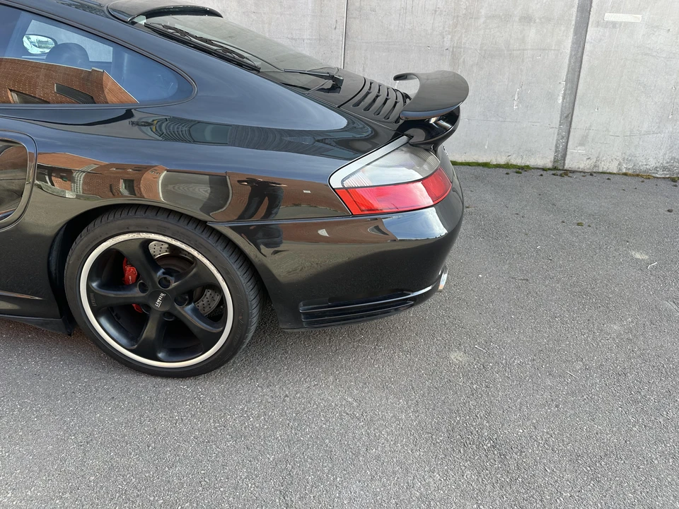 2001 Porsche 996 Turbo - Image 27 of 31