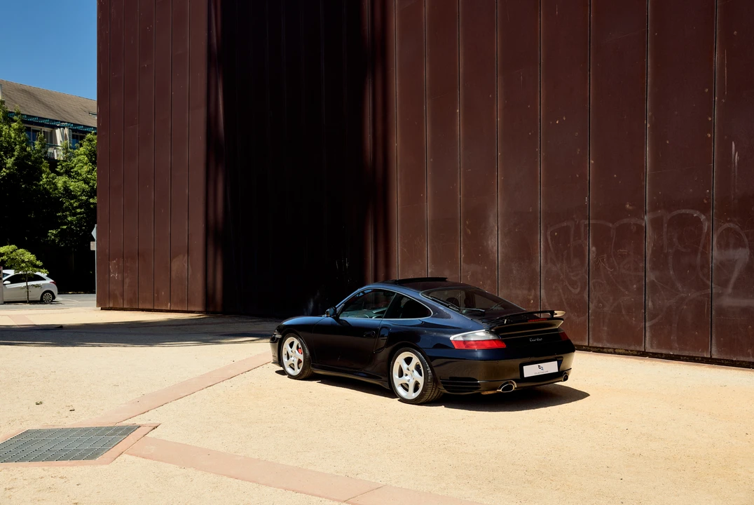 2001 Porsche 996 Turbo - Image 7 of 31