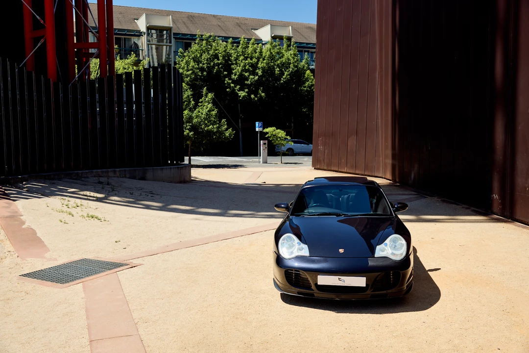 2001 Porsche 996 Turbo - Image 10 of 31