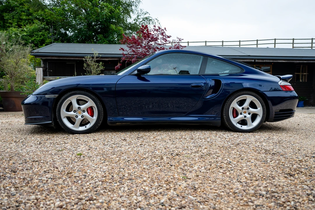 2001 Porsche 996 Turbo - Image 12 of 31