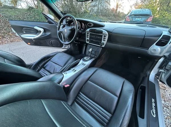 2001 Porsche 996 Carrera - Image 14 of 17