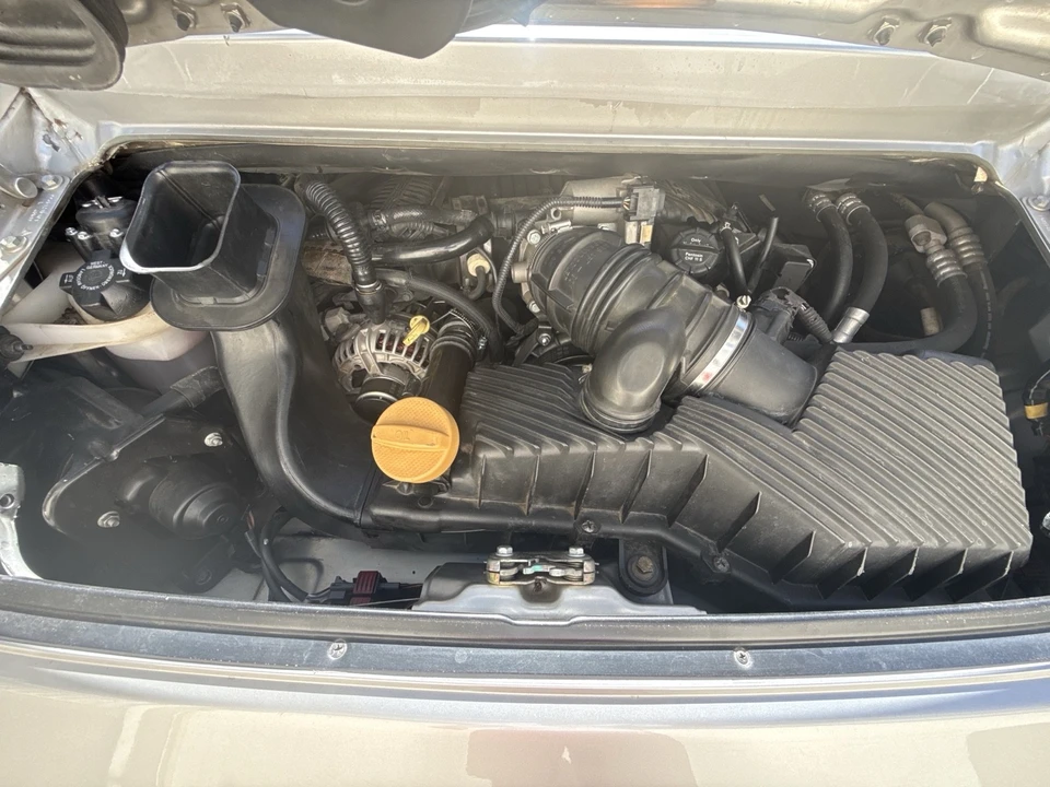 2001 Porsche 996 Carrera - Image 24 of 31