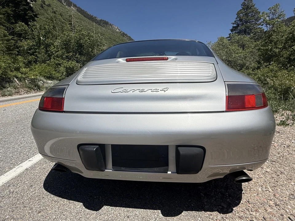 2001 Porsche 996 Carrera - Image 15 of 31