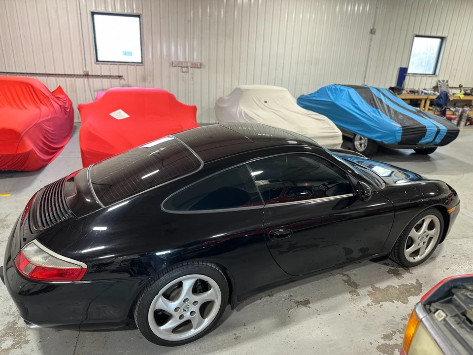 2001 Porsche 996 Carrera - Image 15 of 21