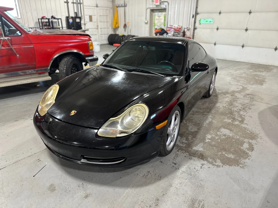 2001 Porsche 996 Carrera - Image 18 of 21