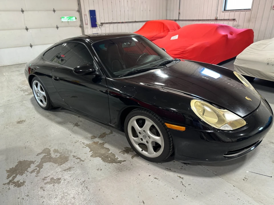 2001 Porsche 996 Carrera - Image 16 of 21