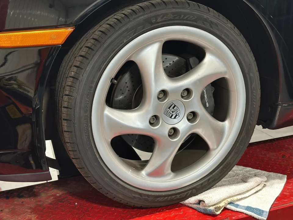 2001 Porsche 996 Carrera - Image 12 of 21