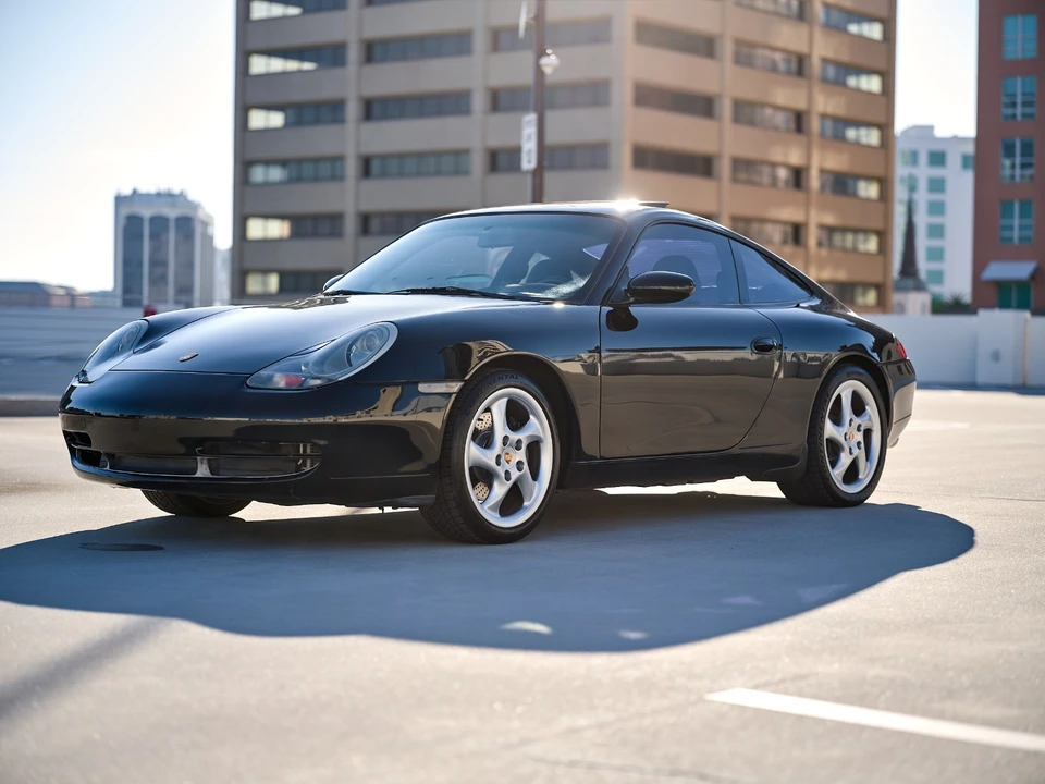 2001 Porsche 996 Carrera - Image 11 of 31