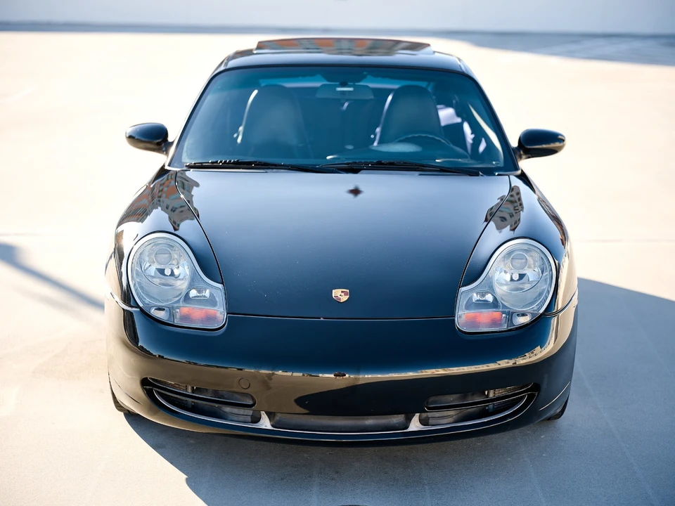 2001 Porsche 996 Carrera - Image 12 of 31