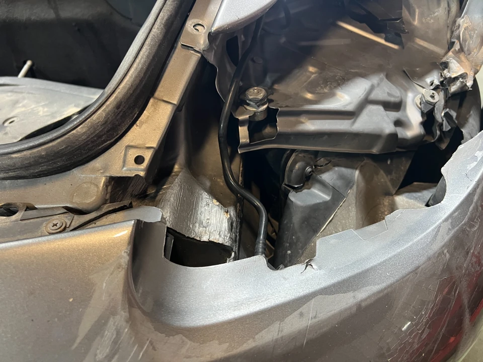 2001 Porsche 996 Carrera - Image 6 of 19
