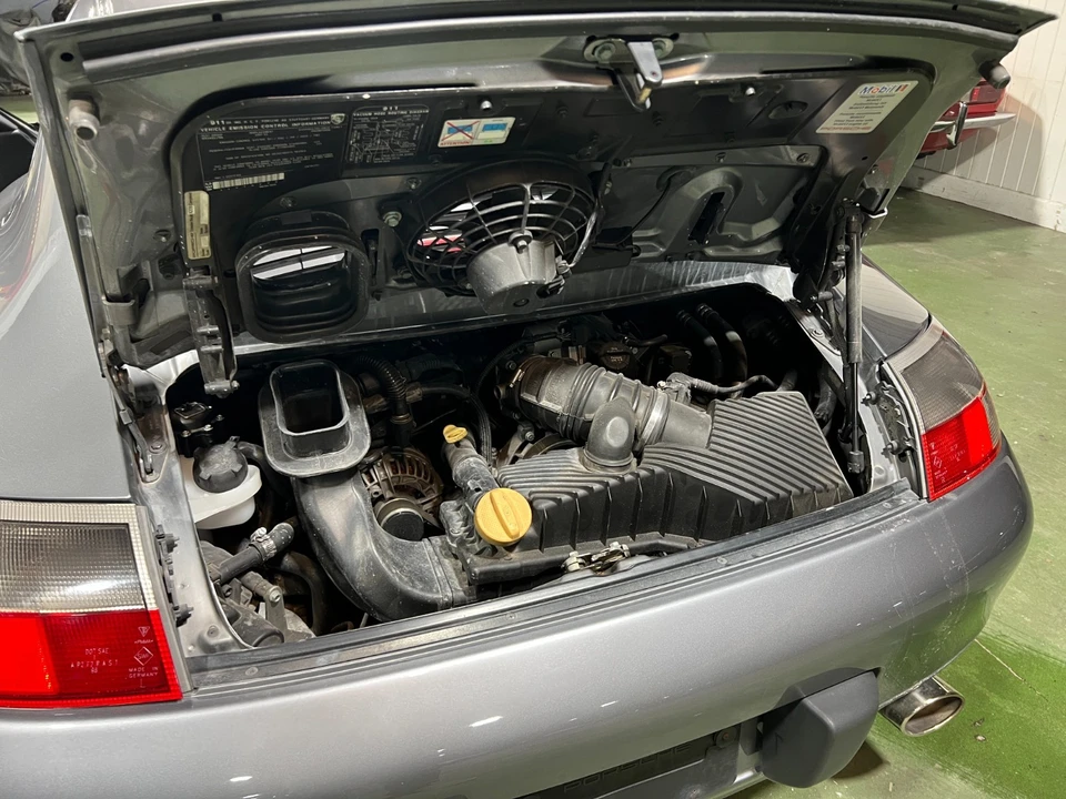 2001 Porsche 996 Carrera - Image 19 of 19
