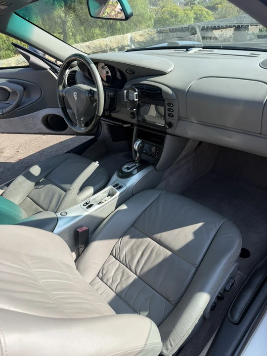 2001 Porsche 996 Carrera - Image 31 of 31