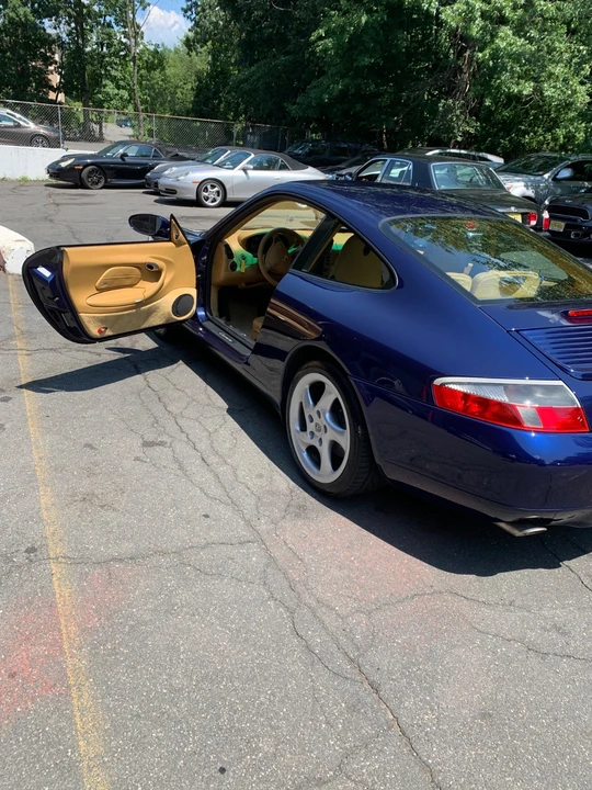 2001 Porsche 996 Carrera - Image 3 of 18