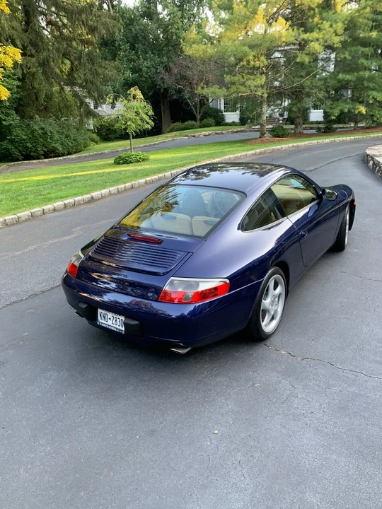 2001 Porsche 996 Carrera - Image 5 of 18