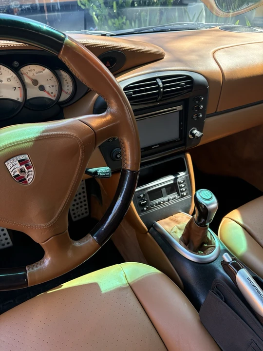 2001 Porsche 996 Carrera - Image 6 of 23