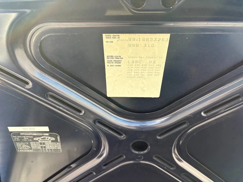 2001 Porsche 996 Carrera - Image 12 of 21