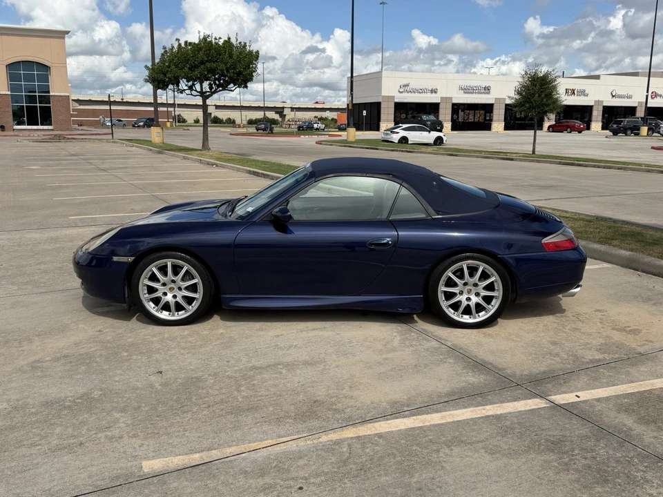 2001 Porsche 996 Carrera - Image 15 of 24