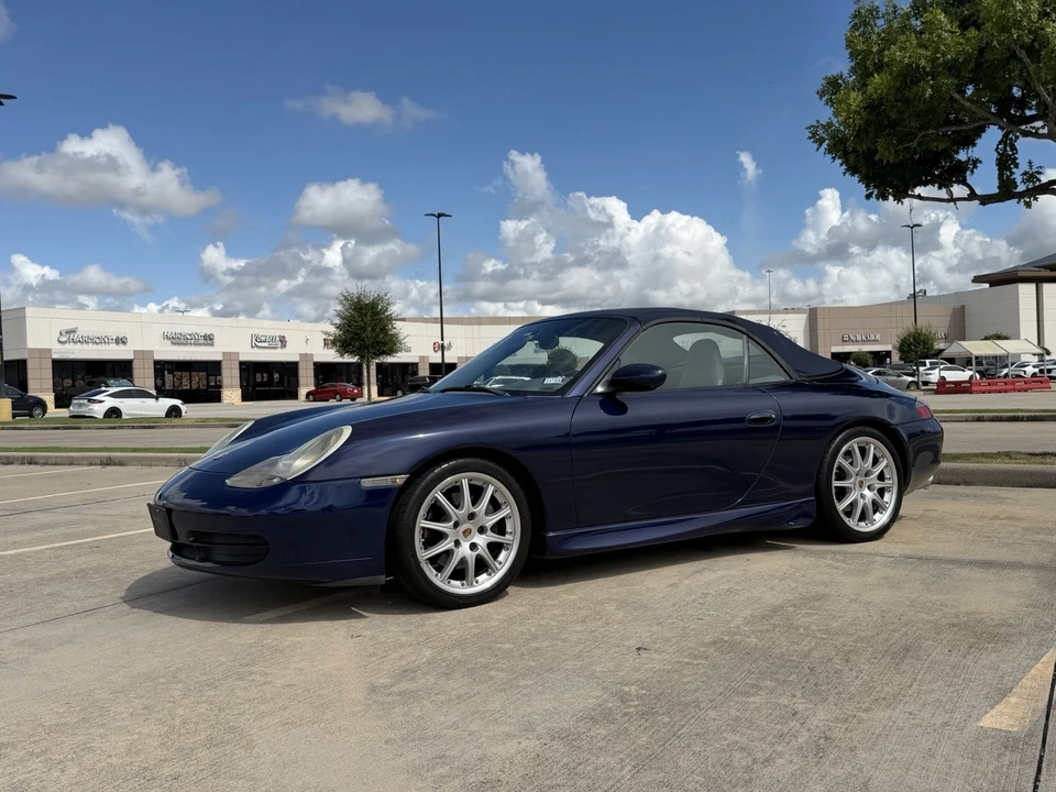 2001 Porsche 996 Carrera - Image 13 of 24