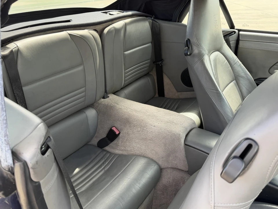 2001 Porsche 996 Carrera - Image 19 of 24