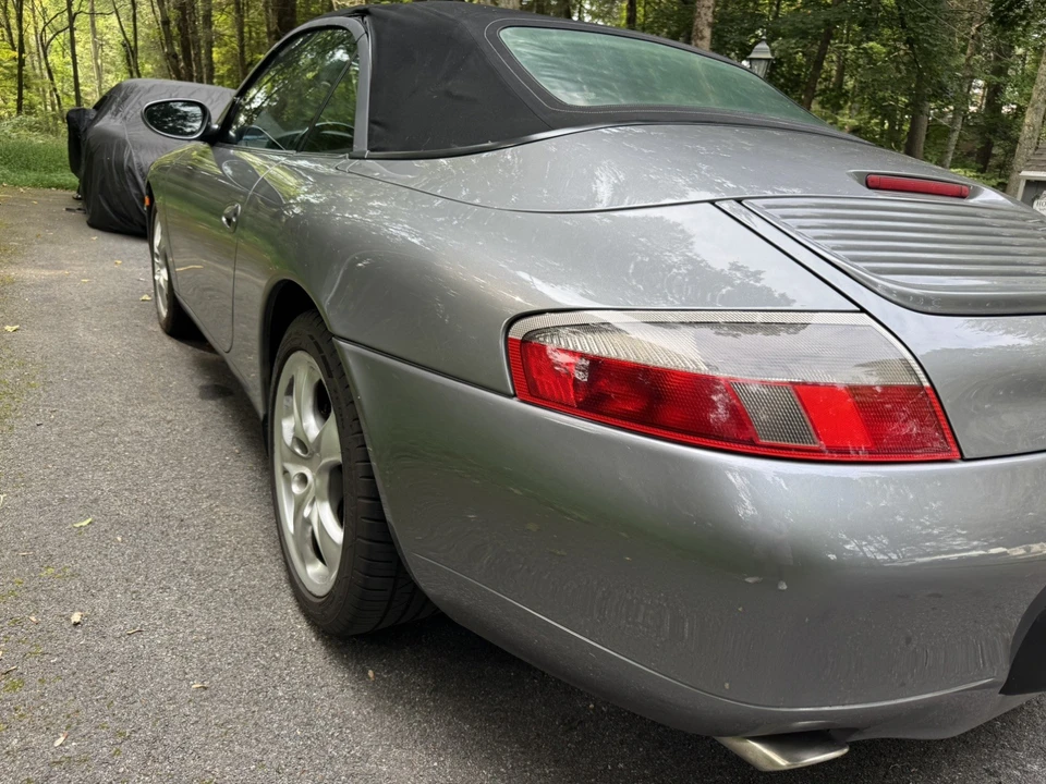 2001 Porsche 996 Carrera - Image 9 of 29